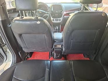электромобиль такси: Chevrolet Spark: 2017 г., 1 л, Бензин, Седан — 3