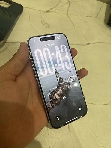 iphone sr: IPhone 16 Pro, Б/у, 128 ГБ, White Titanium, Чехол, 92 % — 2