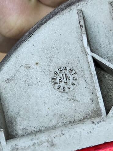 брызговики газ 53: Другой вид противотуманных фар Peugeot 1991 г., Б/у, Оригинал, Германия — 6