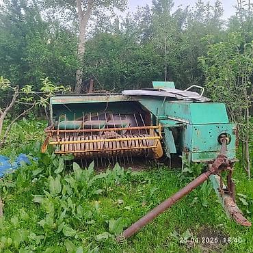 Пресс‑подборщик тюковый John Deere (похоже на серию 336/346). - Тип