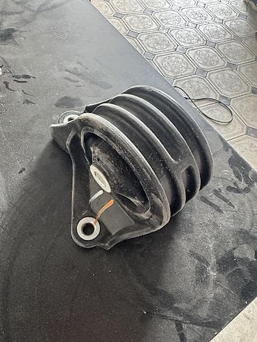 Подушка мотора Honda 2017 г., Новый, Оригинал, Япония at lalafo.kg Подушка мотора Honda 2017 г., Новый, Оригинал, Япония