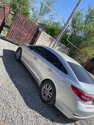 Hyundai Sonata: 2018 г., 2 л, Седан