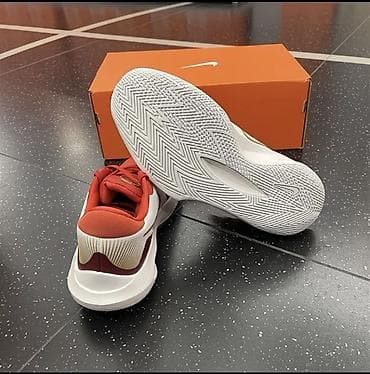 Мужские кроссовки, 41, 42, 42.5, Nike, Новый, цвет - Красный