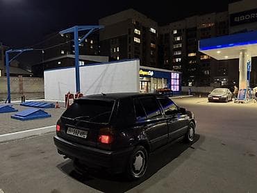 Volkswagen Golf: 1994 г., 1.8 л, Механика, Бензин, Хэтчбэк — 3