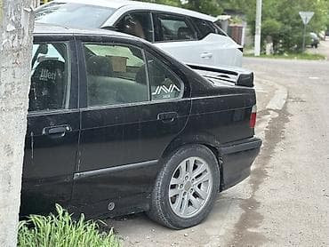 BMW: BMW 3 series: 1993 г., Механика, Седан — 3