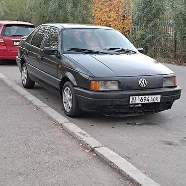 ош ишкаван: Volkswagen Passat: 1994 г., 0.2 - engine capacity л, Кол менен иштөөчү, Бензин, Седан — 3