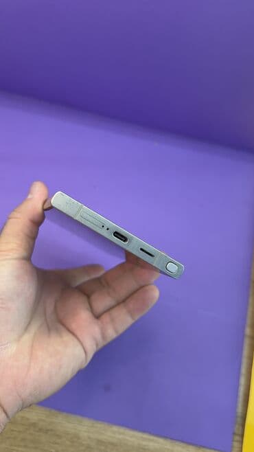 галакси: Samsung Galaxy S24 Ultra, Б/у, 256 ГБ — 3