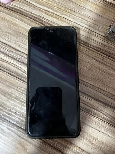 redmi 10 с: Смартфон Redmi 10C, черный. - Экран с каплевидным вырезом под — 1