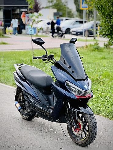 bws samurai: Макси-скутер Yamaha, 150 куб. см, Бензин — 1