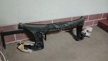 Кузовная перегородка Mercedes-Benz