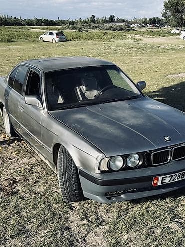 5д коврик: BMW 5 series: 1991 г., 2 л, Механика, Бензин, Седан — 1