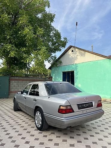 аксессуары для спринтера: Mercedes-Benz W124: 1994 г., 2 л, Механика, Бензин, Седан — 8