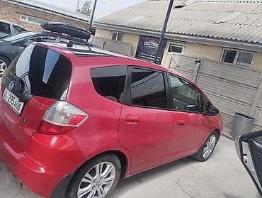 Продажа авто: Honda Fit: 2010 г., 1.5 л, Автомат, Бензин, Хэтчбэк — 5