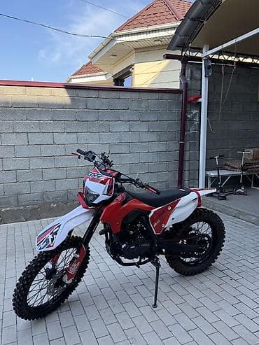 mr moto: Эндуро мотоцикл BRZ MX (декали GRZ/MP), красно-белый. Характеристики — 2