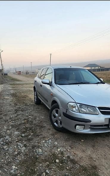 терано 1: Nissan Almera: 2002 г., 1.8 л, Автомат, Бензин, Хэтчбэк — 3