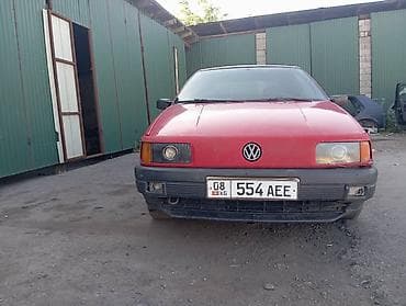 бампер на заказ: Volkswagen Passat: 1991 г., 1.8 л, Механика, Газ, Седан — 1