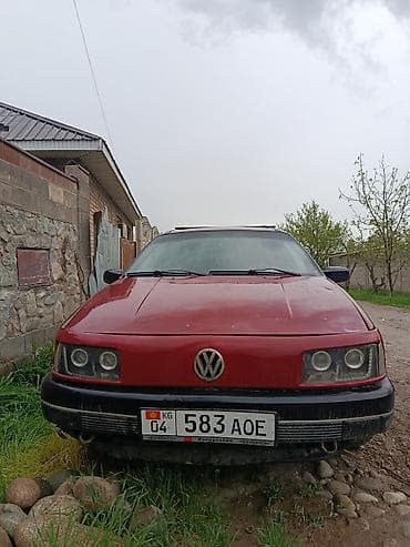 Volkswagen Passat Variant: 1989 г., Универсал