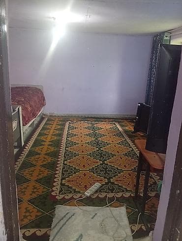 помещение для авто: Срочно Уй сатылат 12сот суу центральный свет скважина подвал навес — 2