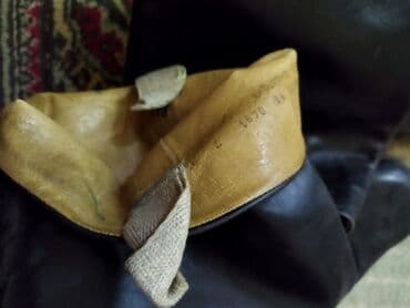 Продаю отличные б/у чисто натуральная и снутри и снаружи кожа сапоги