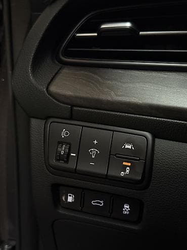 вариант кж: Kia K7: 2020 г., 2.5 л, Автомат, Бензин, Седан — 8