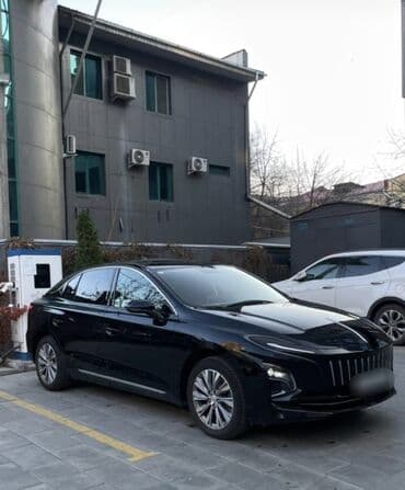 электронные мотоциклы: Changan : 2025 г., Электромобиль, Седан — 14