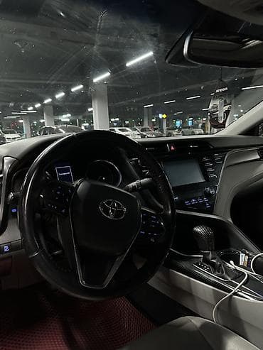 tayota yris: Toyota Camry: 2019 г., 2.5 л, Автомат, Бензин, Седан — 10