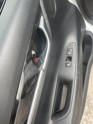 гранд: Hyundai Grandeur: 2018 г., 3 л, Автомат, Газ, Седан — 9