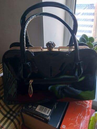 сумка клатч б у: Новый. Лакированная.
ЗАХОДИ В ПРОФИЛЬ — 1