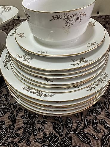 Кухонные принадлежности: Винтаж! Классика! Столовый сервиз из белоснежного фарфора с позолотой — 4