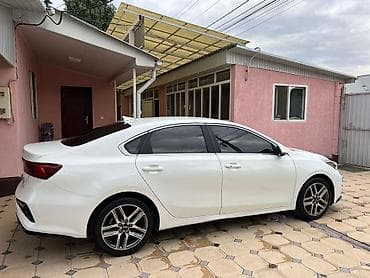byd e2 2023: Kia K3: 2019 г., 1.6 л, Автомат, Бензин, Седан — 5