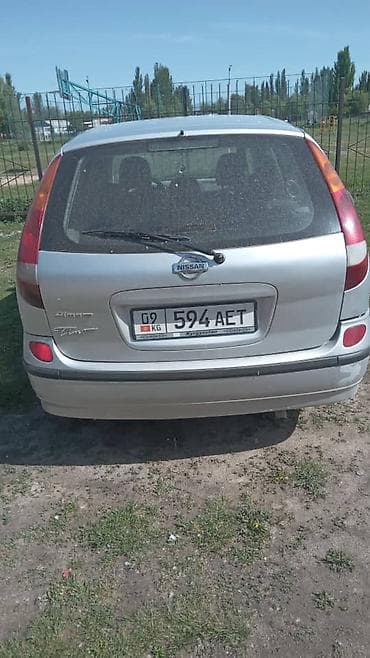 honda mobilo: Nissan Almera Tino: 2002 г., 2 л, Автомат, Газ, Хэтчбэк — 5