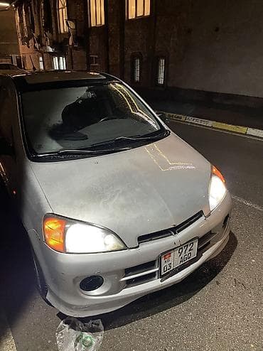 2 5 дизел: Daihatsu YRV: 2002 г. — 8