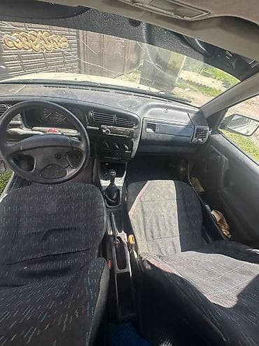 венто 1 8 моно 1996: Volkswagen Vento: 1993 г., 1.8 л, Механика, Бензин, Хэтчбэк — 4
