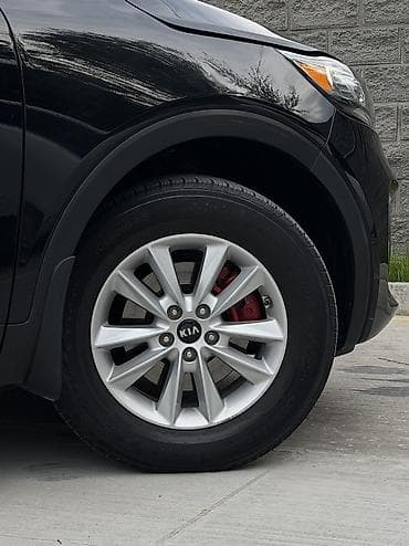 small car: Kia Sorento: 2019 г., 2.4 л, Автомат, Бензин, Минивэн — 7