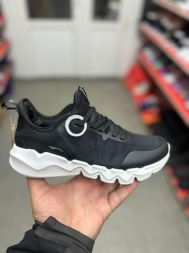 nike react: Кроссовки мужские/унисекс для спорта и повседневной носки - Доступные — 2