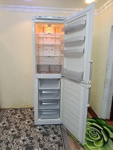 аккумуляторы холода: Холодильник Atlant, Б/у, Двухкамерный, No frost, 60 * 210 * 60 — 7
