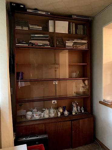 2 bedroom: 2-ух комнатная квартира 6 микрорайон Планировка и помещения: - — 2