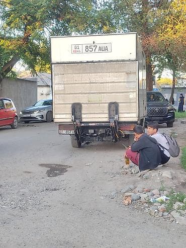 бутка сатылат: Жеңил жүк ташуучу унаа, Mercedes-Benz, Стандарт, 3 т, Колдонулган — 4