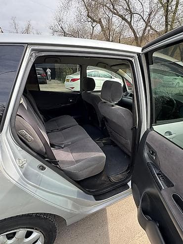 changan x5 plus: Toyota Corolla Spacio: 2003 г., 1.5 л, Автомат, Бензин, Минивэн — 5