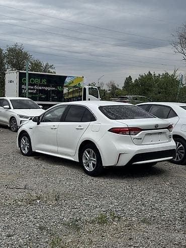 Унаа: Toyota Levin: 2021 г., 1.8 л, Вариатор, Гибрид, Седан — 3
