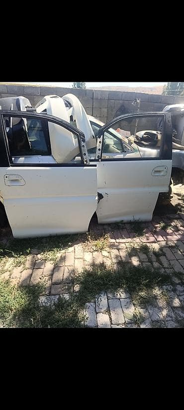 mini led: Запчасти Делика. Булка - 1996 г - 2003 г Радиатор Диффузор — 3