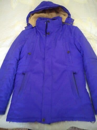 купить качественную мужскую зимнюю куртку: Продаю куртку зимнюю мужскую,б/у, в хорошем состоянии. Размер написан — 2