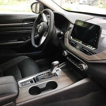 altima: Nissan Altima: 2021 г., 2 л, Вариатор, Бензин, Седан — 3