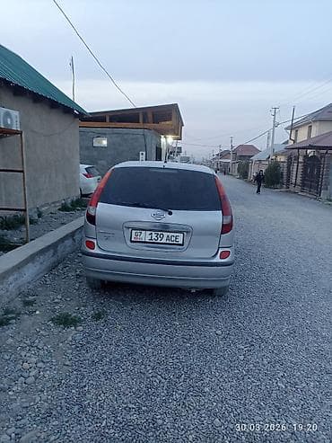 terrano 2: Nissan Almera Tino: 2001 г., 1.8 л, Механика, Бензин, Хэтчбэк — 2
