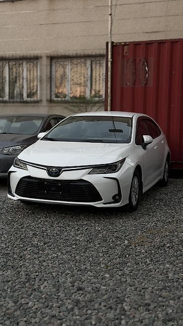 карол: Toyota Corolla: 2021 г., 1.8 л, Вариатор, Гибрид, Седан — 2