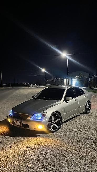 Toyota Altezza: 2003 г., 2 л, Автомат, Бензин, Седан