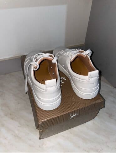 дешевые: Мужские кроссовки, 41, Christian Louboutin, Новый, цвет - Белый, Платная доставка, Самовывоз — 3