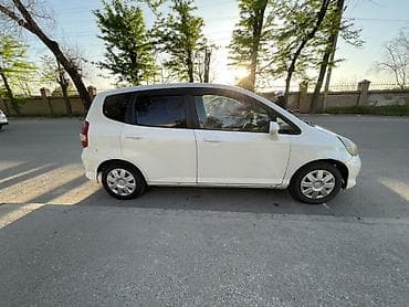 fit 2020: Honda Fit: 2003 г., 1.3 л, Вариатор, Бензин, Хэтчбэк — 5