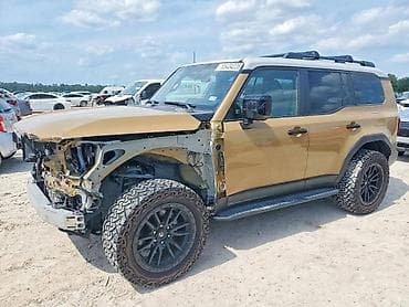 cruser: Toyota Land Cruiser: 2024 г., Автомат, Бензин — 3