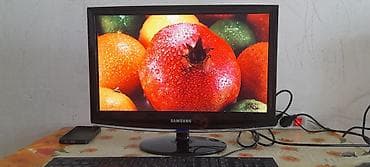 wifi camera: Монитор, Samsung, Б/у, 18" - 19" — 2